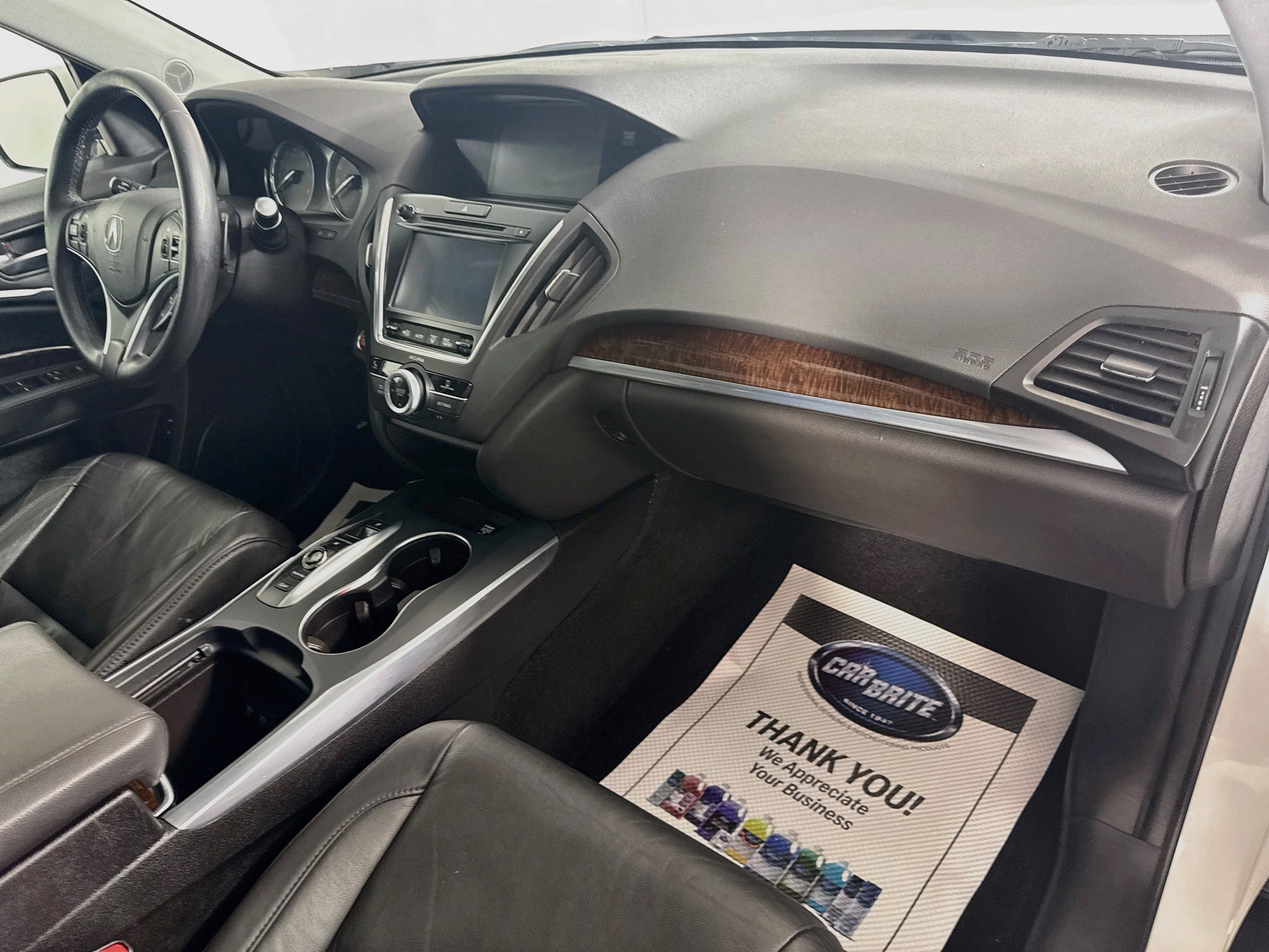 Used 2020 Acura MDX SH-AWD image 28