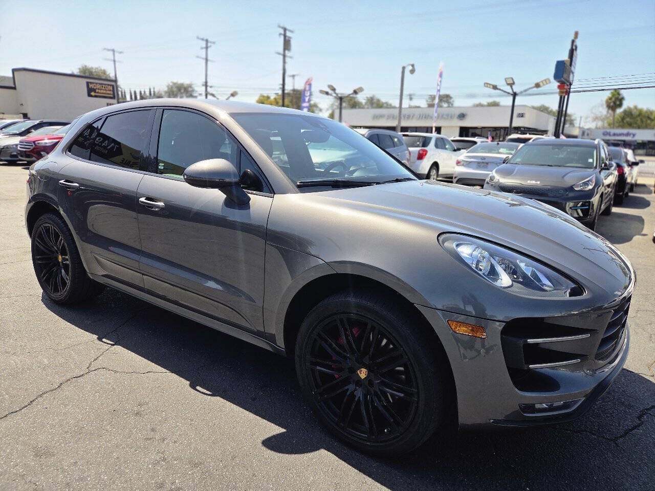 Used 2016 Porsche Macan Turbo AWD/4WD image 17