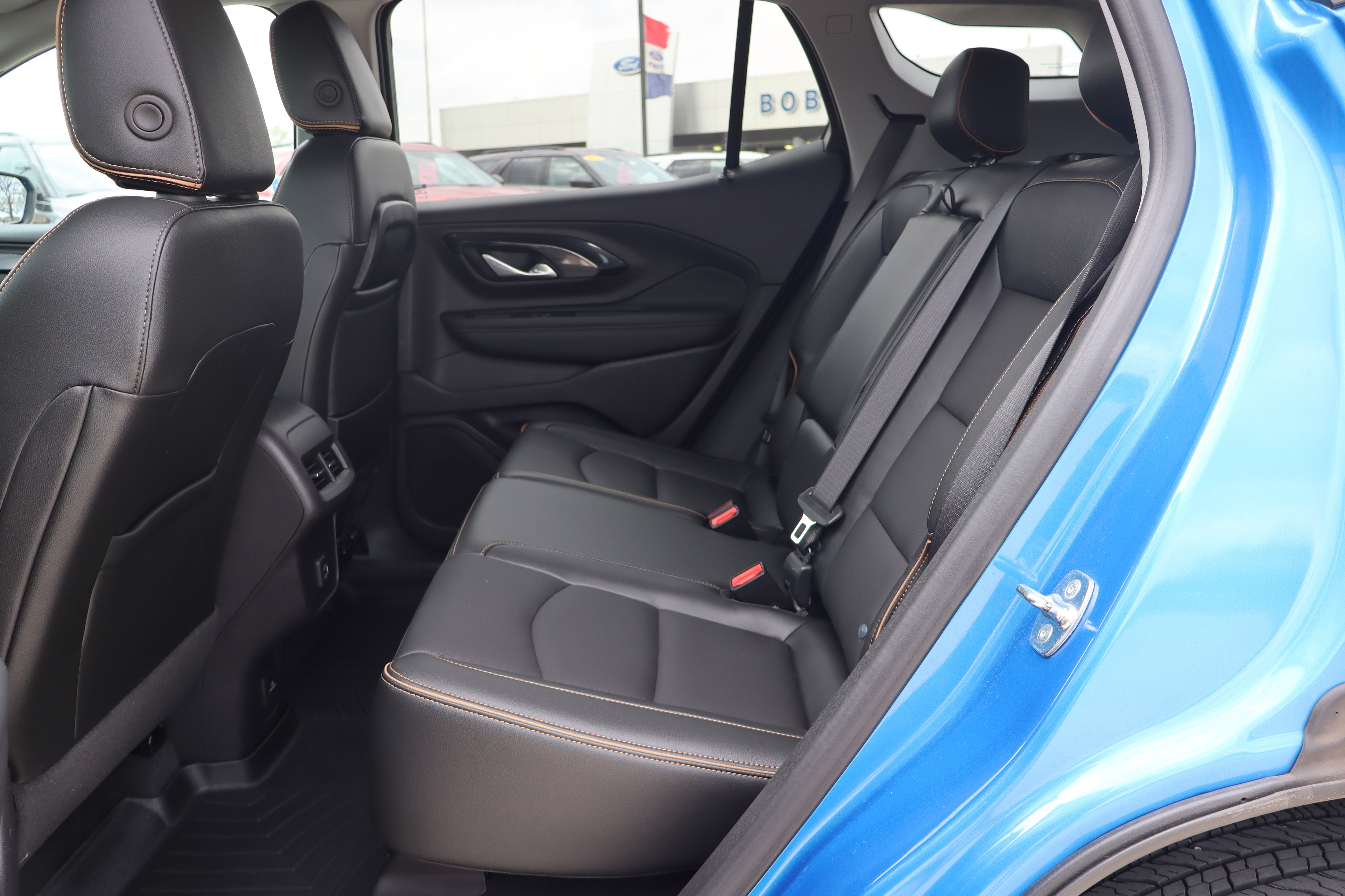 Used 2024 GMC Terrain AT4 w/ LPO, Floor Liner Package AWD/4WD image 10