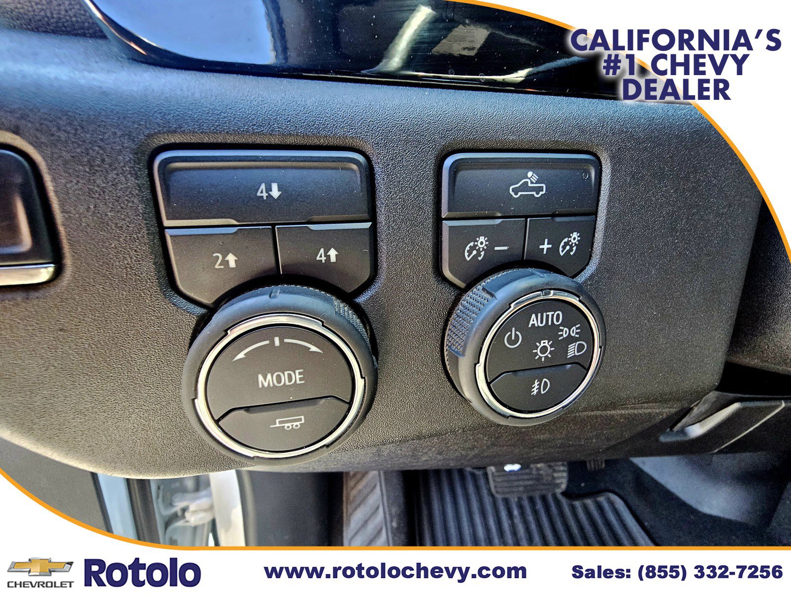 Used 2025 Chevrolet Silverado 2500 LT w/ Convenience Package image 22