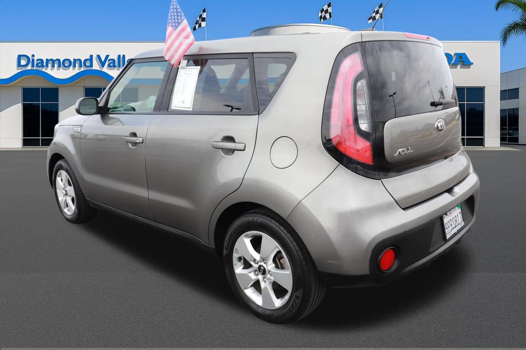 Used 2018 Kia Soul FWD image 4