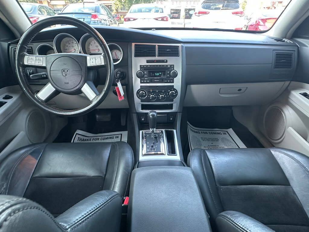 Used 2006 Dodge Charger R/T w/ Road/Track Performance Group RWD image 16