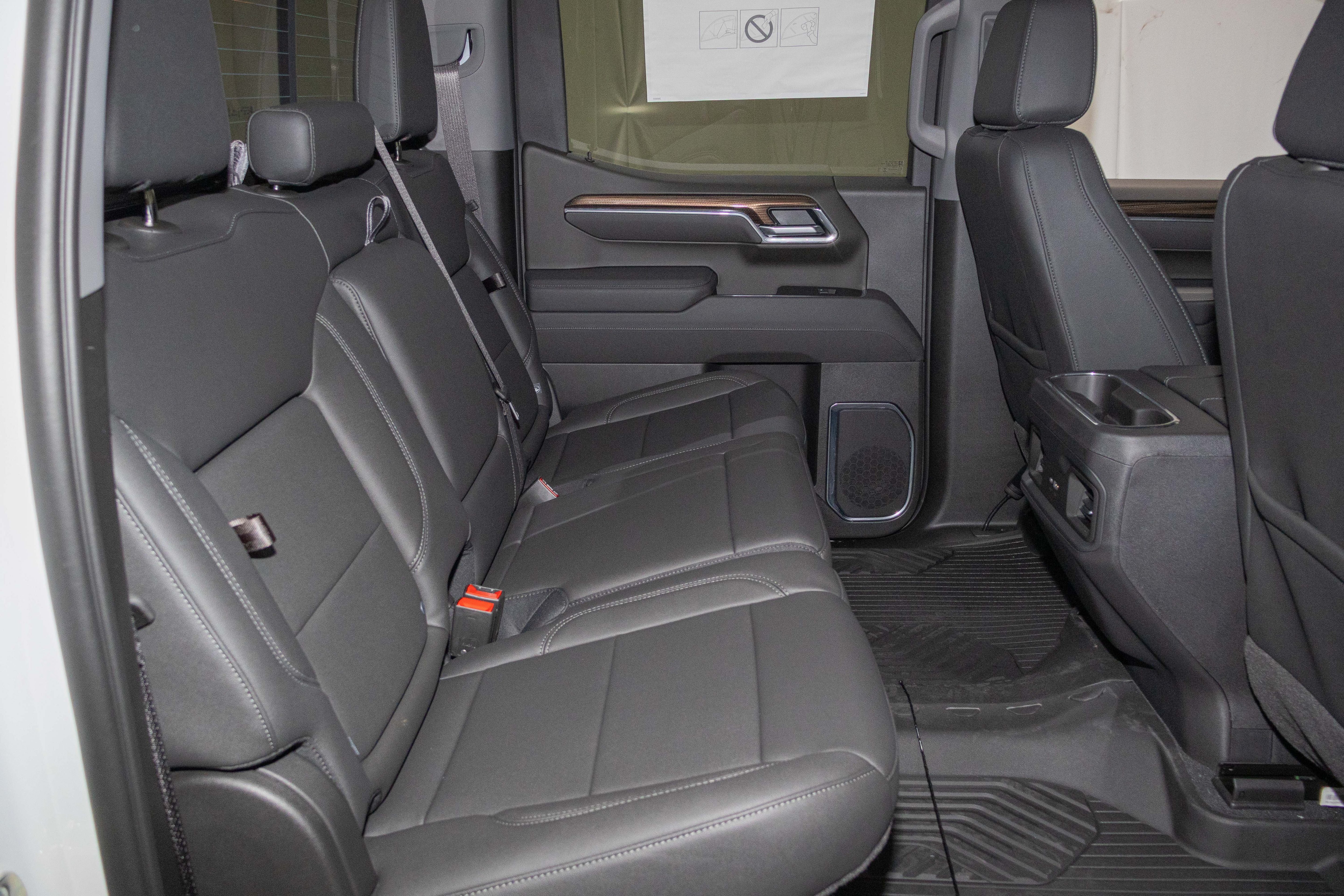 New 2026 Chevrolet Silverado 1500 LT Trail Boss w/ LT Trail Boss Premium Package AWD/4WD image 12