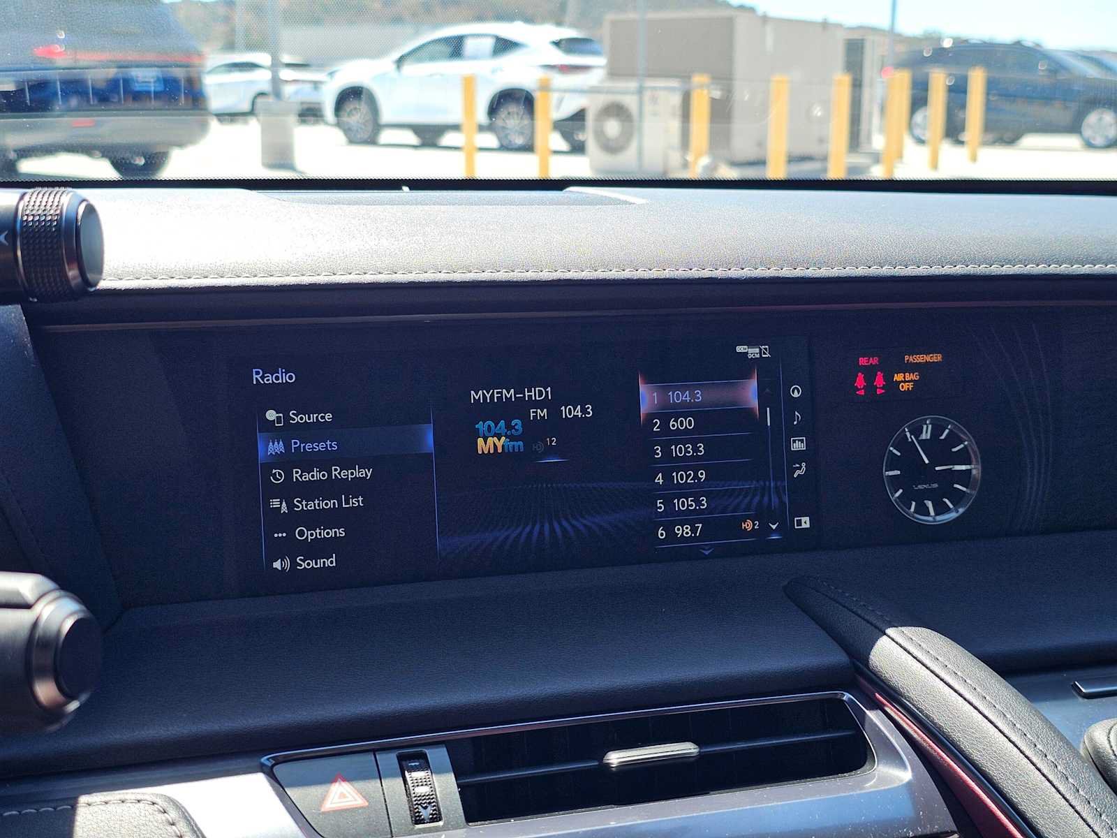 Used 2018 Lexus LC 500h w/ Performance Package RWD image 26