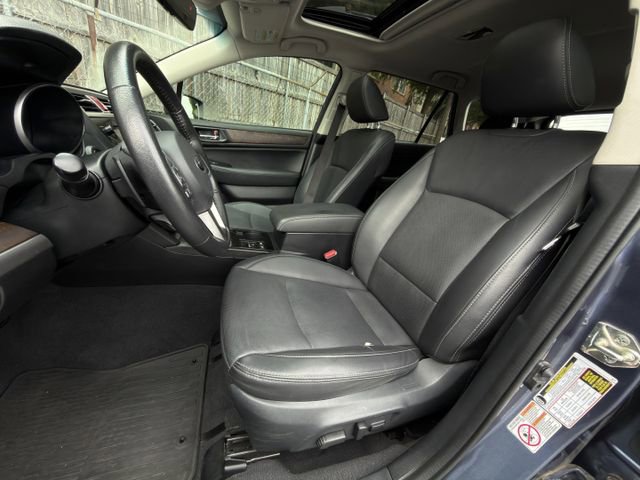 Used 2017 Subaru Outback 3.6R Limited AWD/4WD image 27