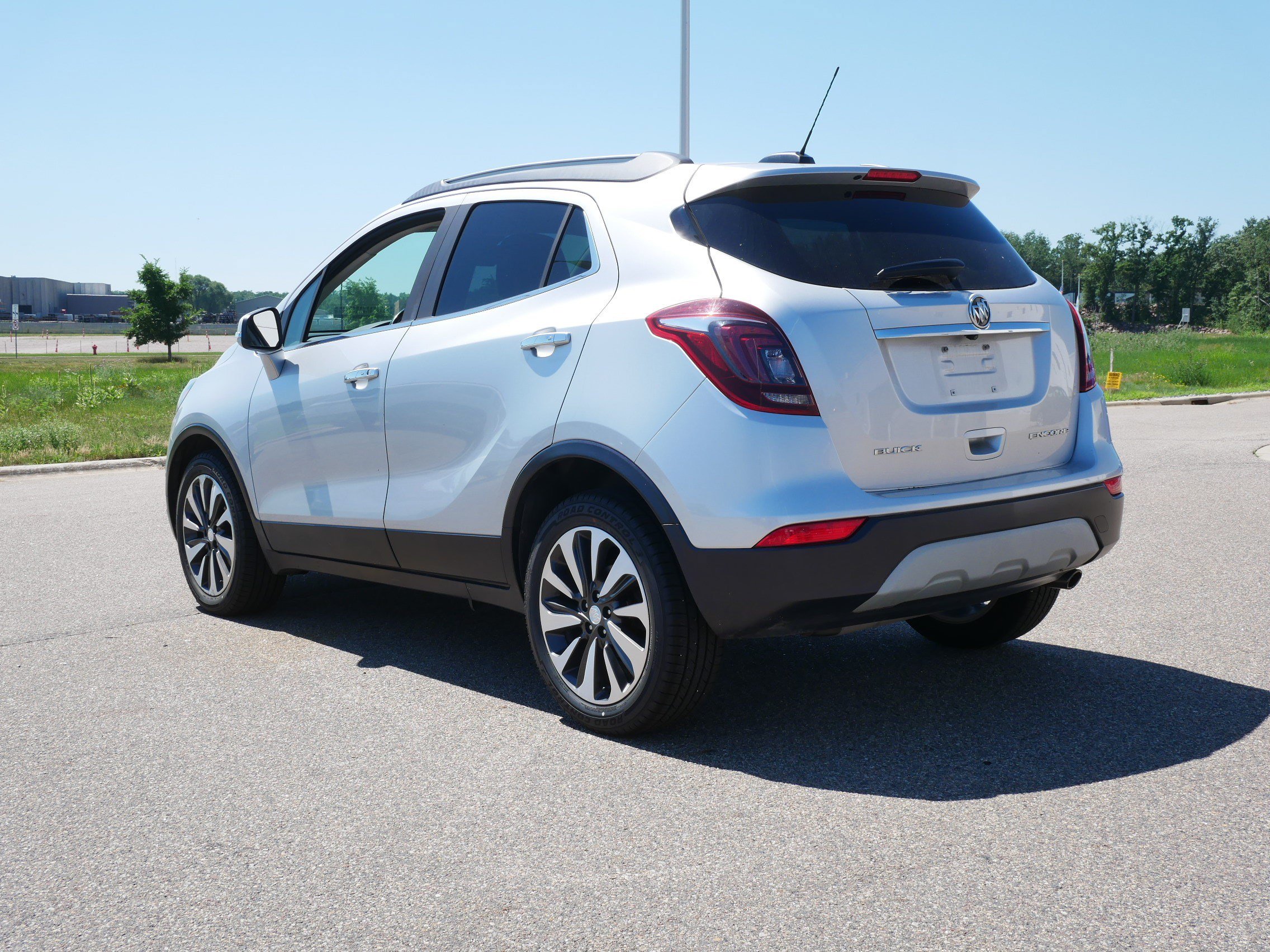 Used 2017 Buick Encore Preferred FWD image 3