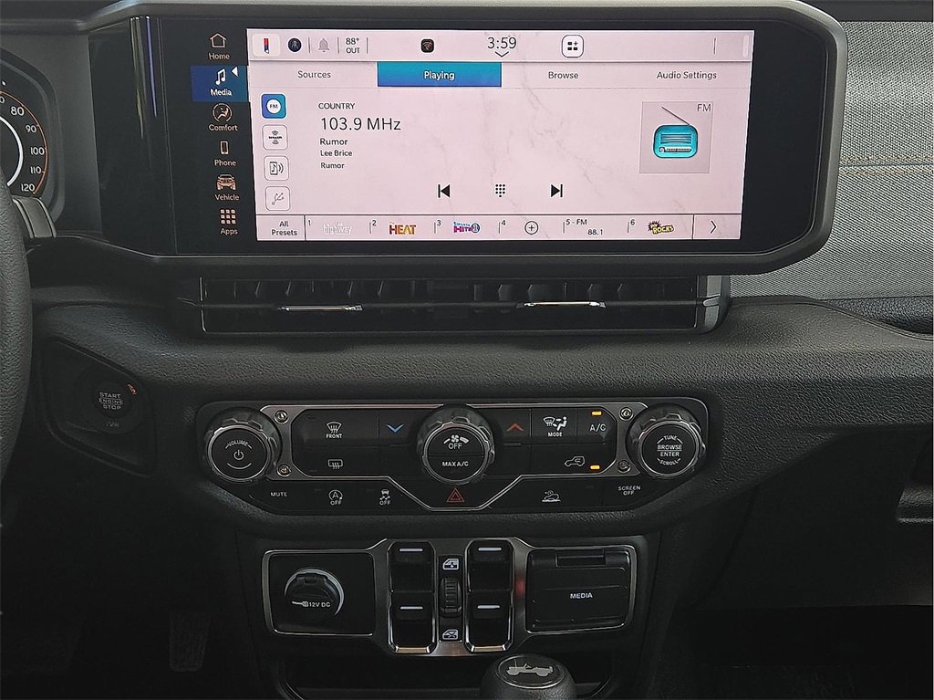 Used 2025 Jeep Wrangler Sport image 11