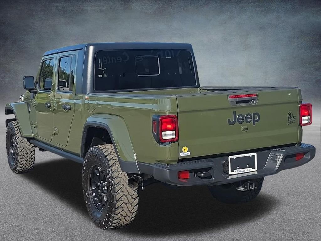 Used 2022 Jeep Gladiator Sport AWD/4WD image 4