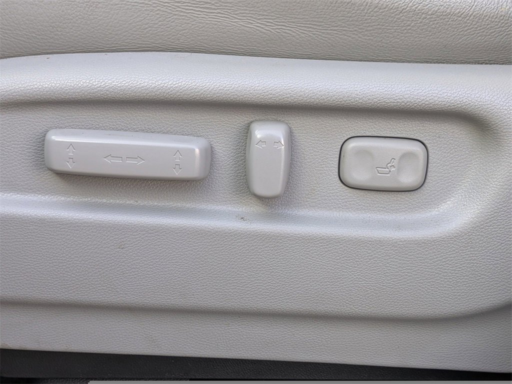 Used 2017 Honda Pilot Touring image 23