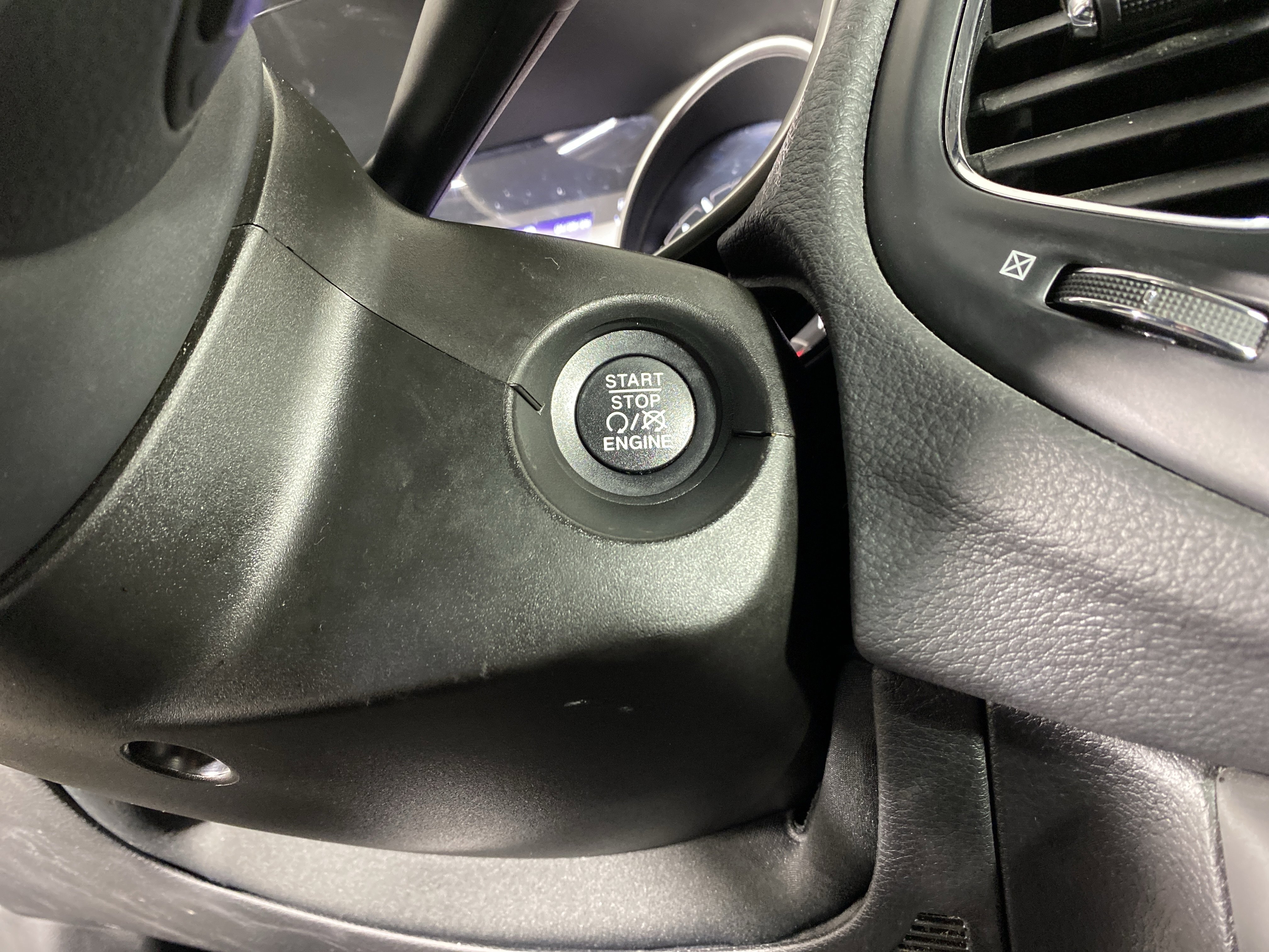Used 2020 Jeep Compass Sport image 22