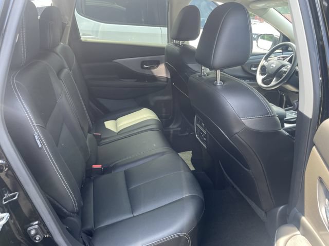 Used 2020 Nissan Murano SL w/ Moonroof Package FWD image 16