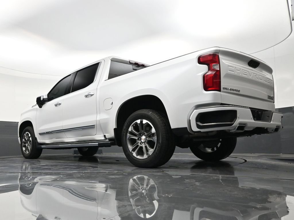 Used 2023 Chevrolet Silverado 1500 High Country w/ Technology Package RWD image 22