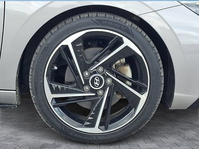 Certified 2022 Hyundai Elantra N Line FWD image 8
