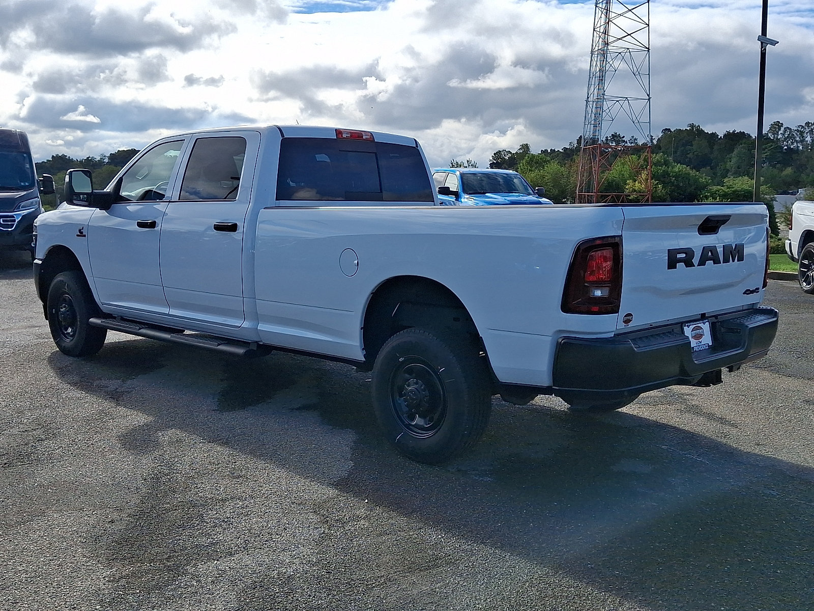 New 2026 RAM 2500 Tradesman AWD/4WD image 3