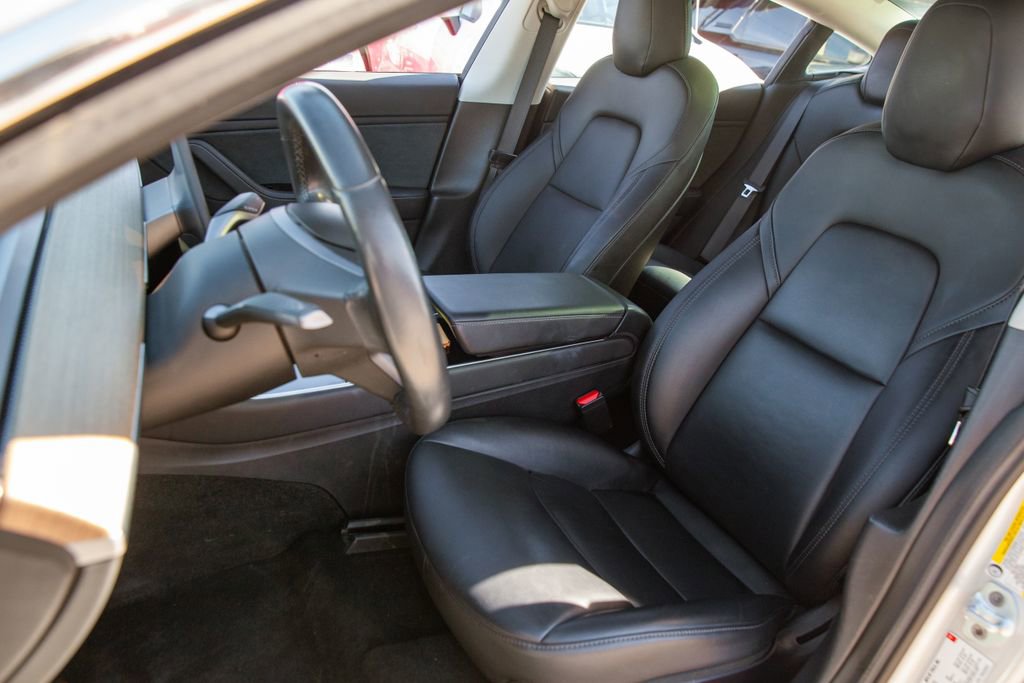 Used 2018 Tesla Model 3 Long Range image 13