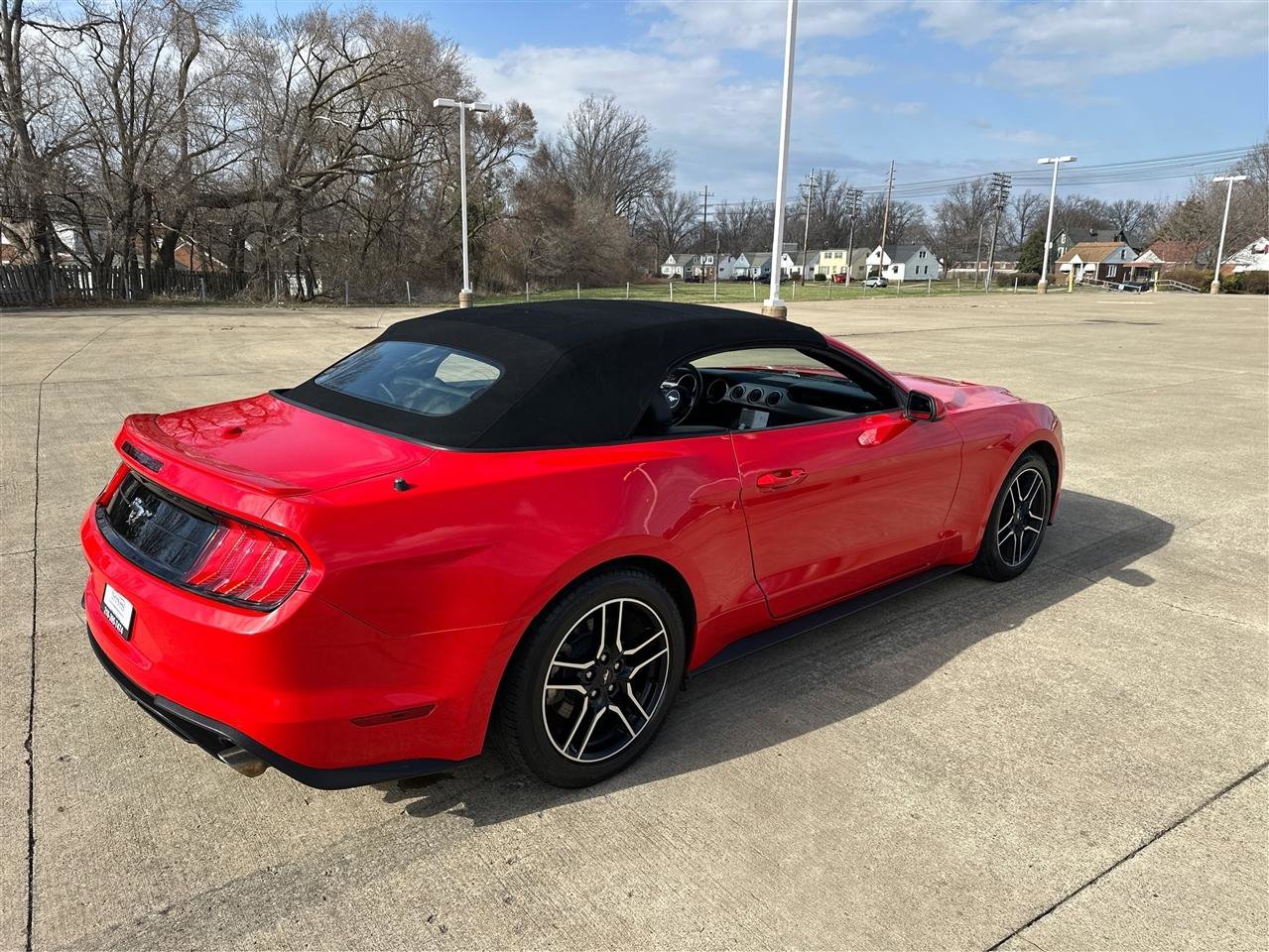 Used 2022 Ford Mustang Premium image 32