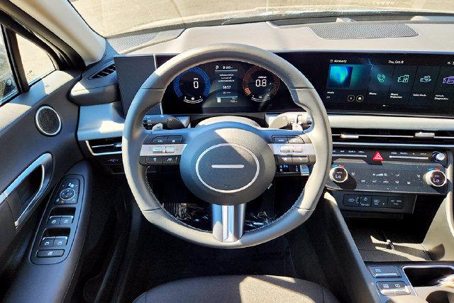 Used 2026 Hyundai Sonata SEL AWD/4WD image 9