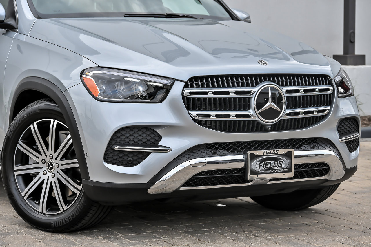 Used 2025 Mercedes-Benz GLE 450e 4MATIC image 2