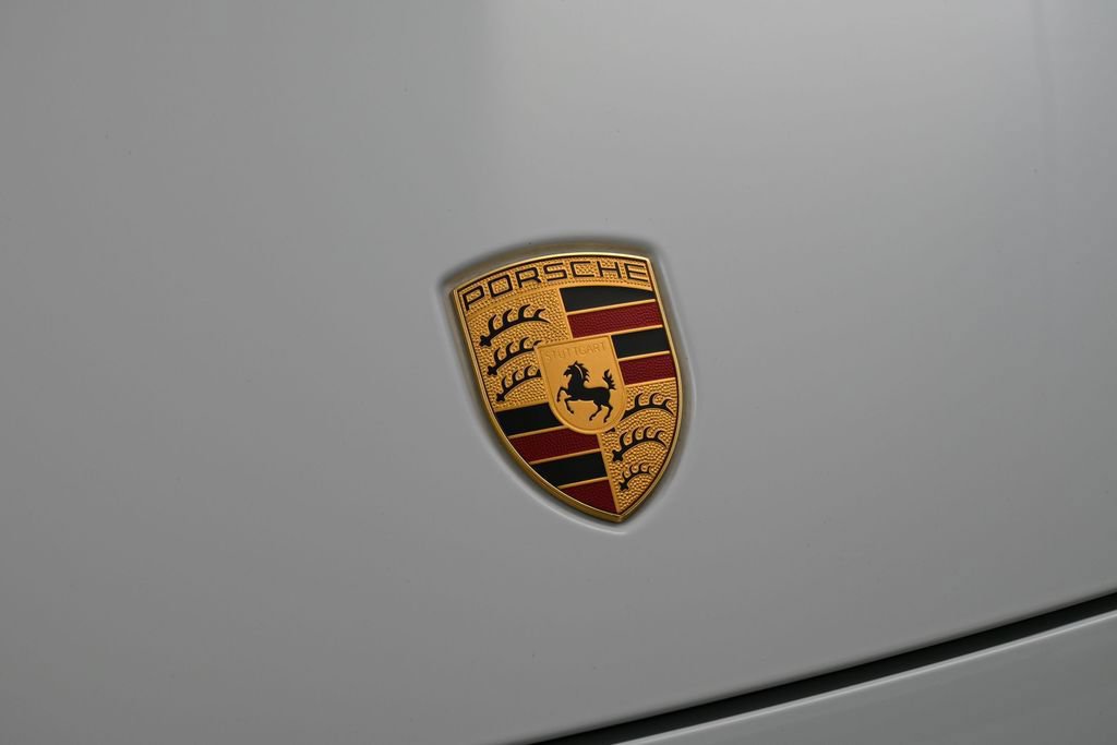 Certified 2022 Porsche Cayenne Platinum Edition AWD/4WD image 13