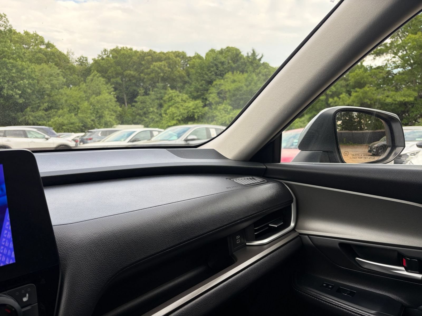 Used 2025 Toyota Grand Highlander FWD image 37