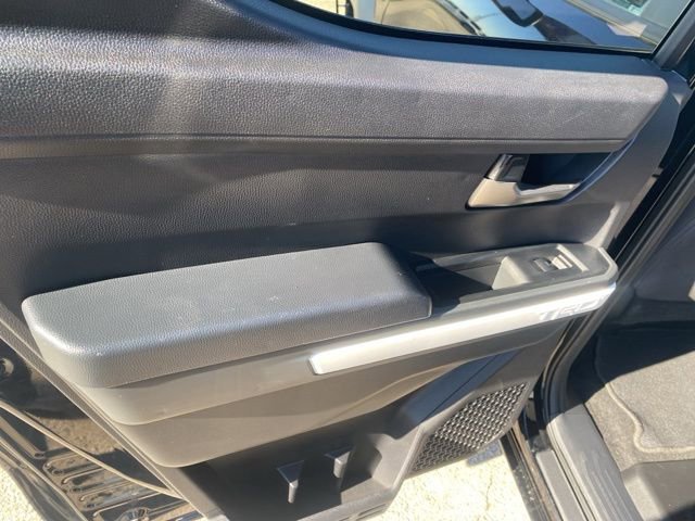 Used 2024 Toyota Tacoma TRD Off-Road image 11