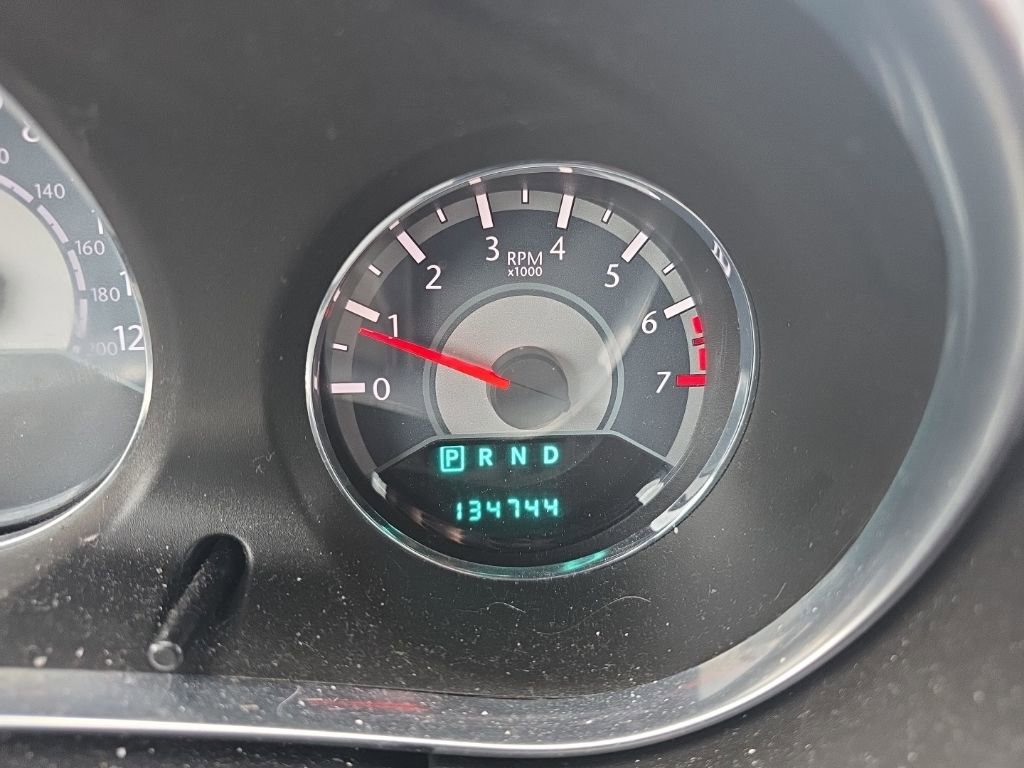 Used 2013 Chrysler 200 Touring image 21