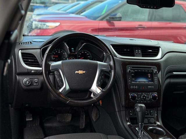 Used 2017 Chevrolet Traverse LT AWD/4WD image 5