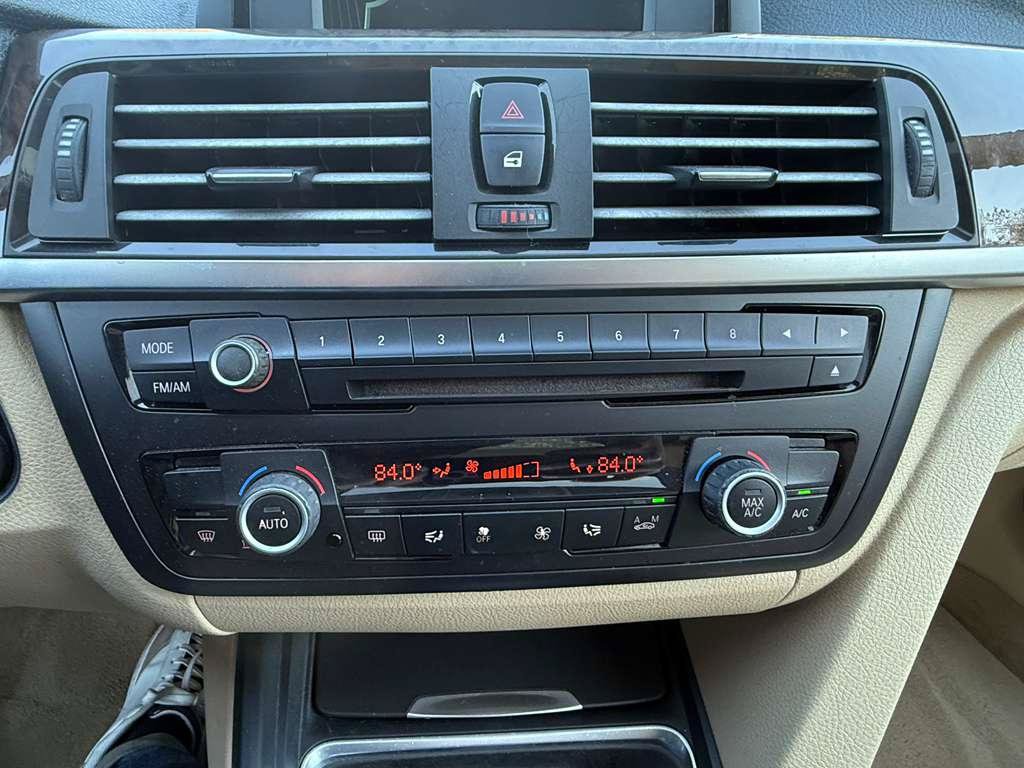 Used 2013 BMW 328i Sedan RWD image 19