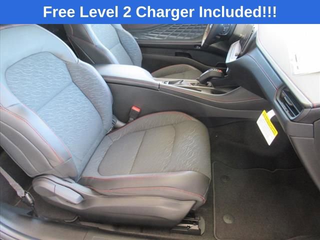 Used 2025 Dodge Charger R/T w/ Quick Order Package 25M R/T image 10