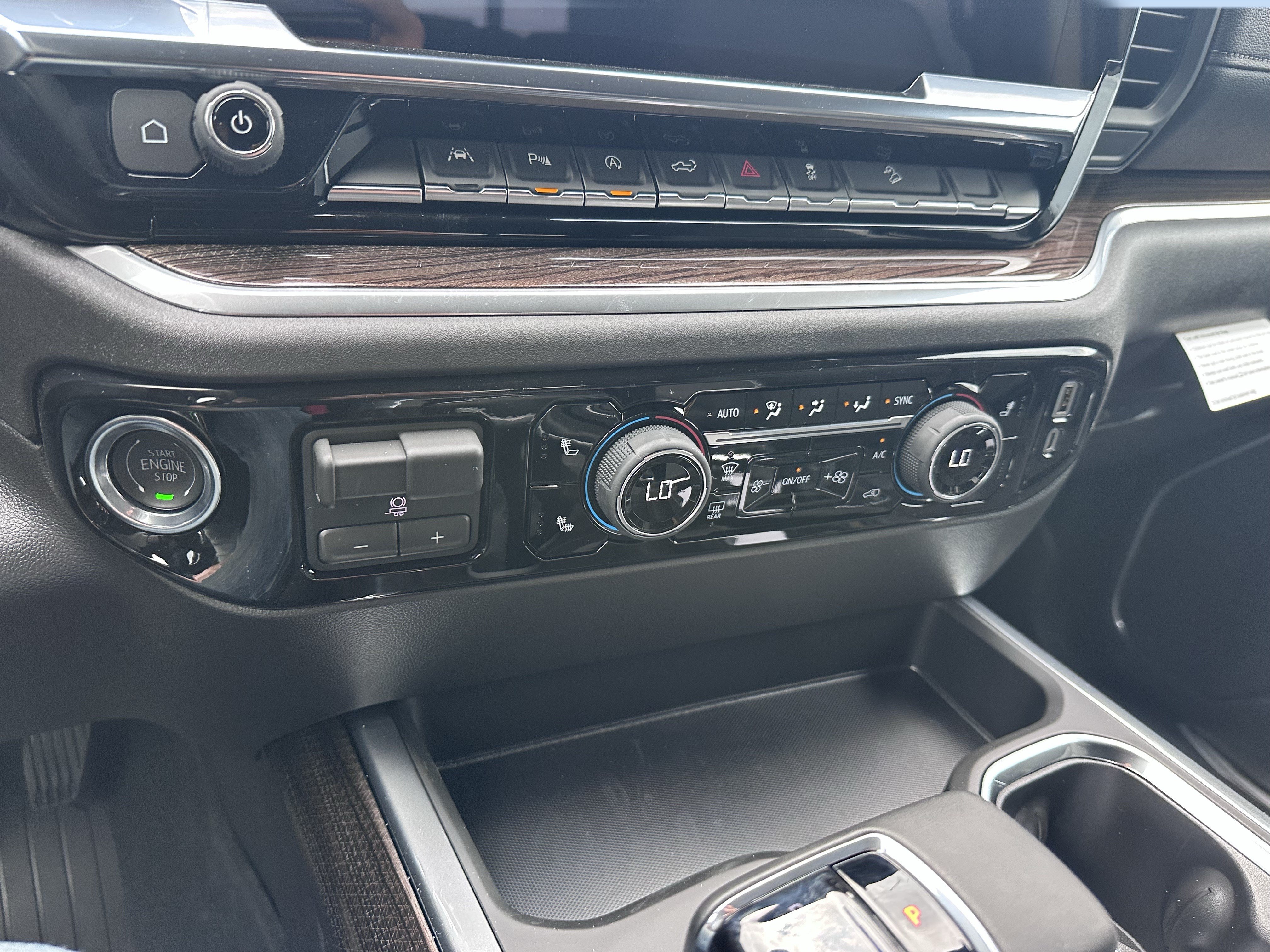 New 2026 Chevrolet Silverado 1500 LT Trail Boss w/ LT Trail Boss Premium Package AWD/4WD image 18