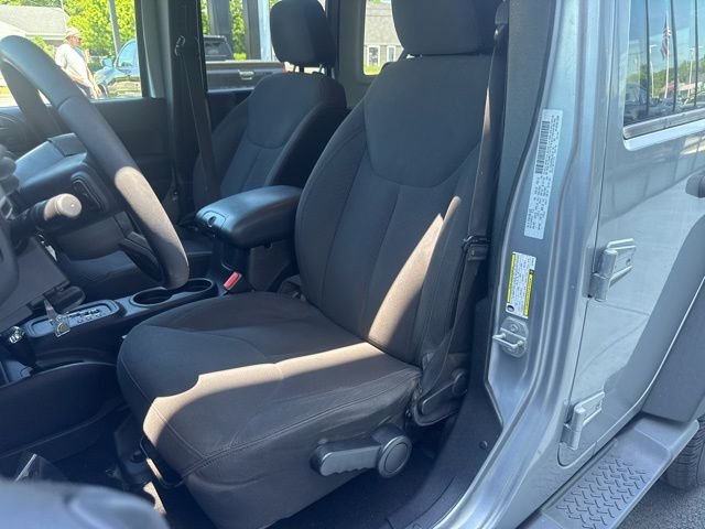 Used 2016 Jeep Wrangler Unlimited Sport w/ Quick Order Package 24S AWD/4WD image 10