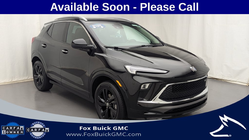 Used 2025 Buick Encore GX Sport Touring w/ Comfort Package AWD/4WD image 3