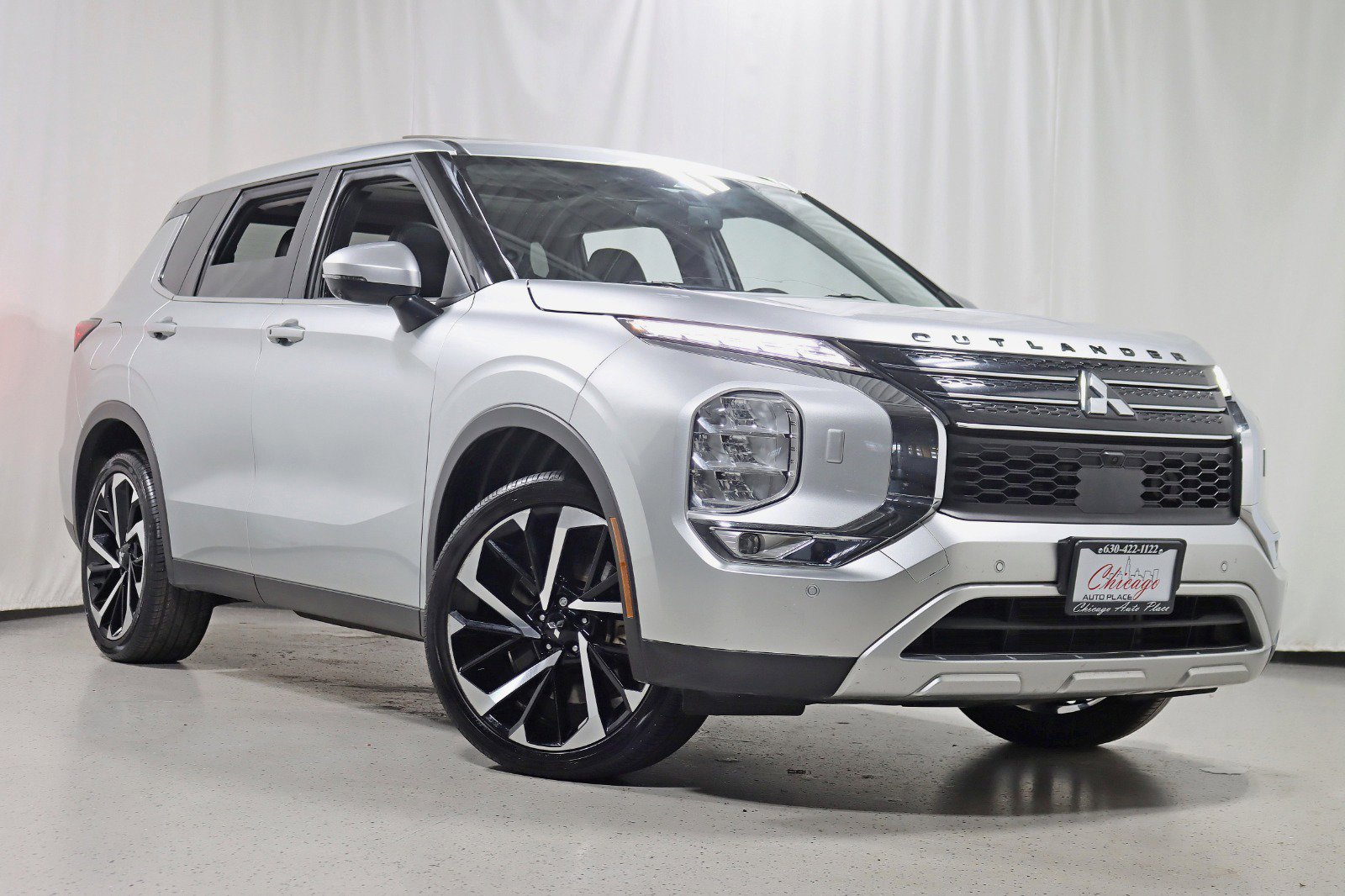 Used 2022 Mitsubishi Outlander SE image 6