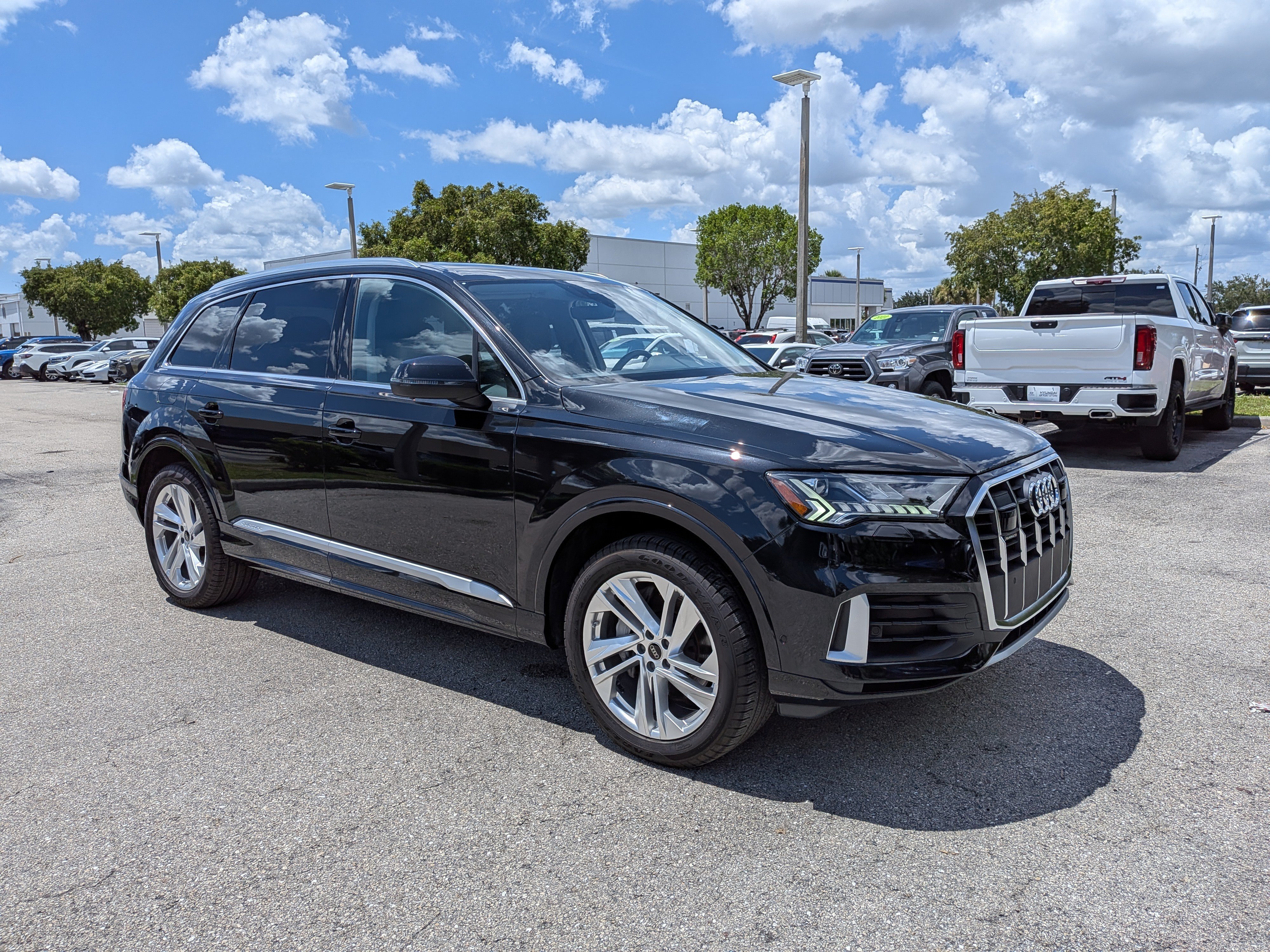 Used 2024 Audi Q7 3.0T Premium Plus