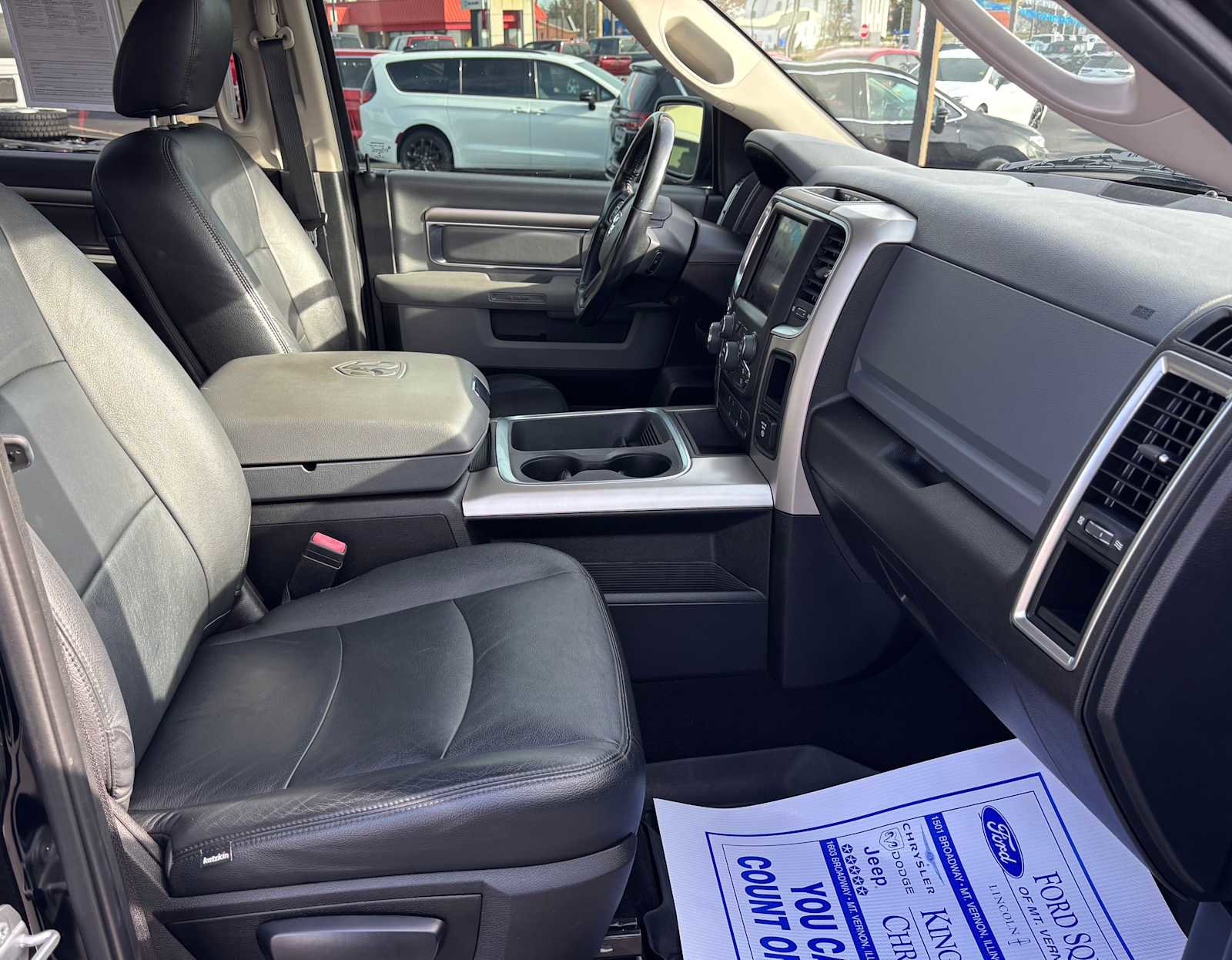 Used 2020 RAM 1500 Classic SLT w/ Luxury Group image 13