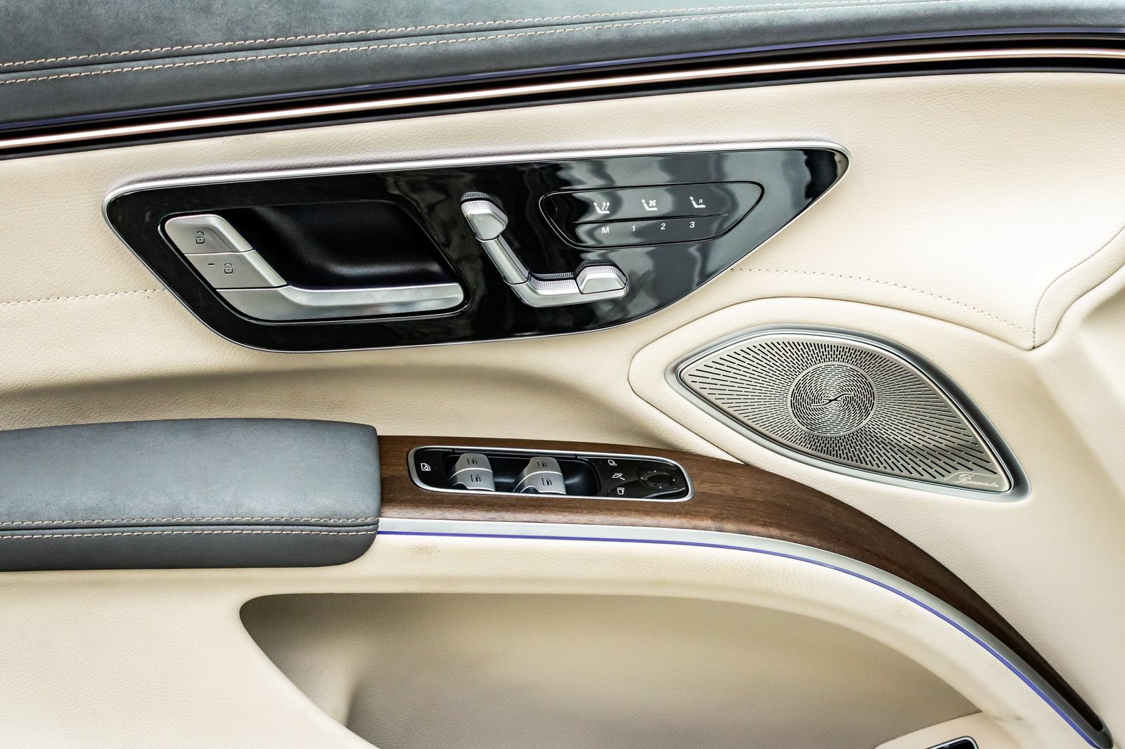 Used 2022 Mercedes-Benz EQS 450+ Sedan image 24