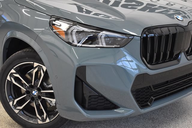 New 2026 BMW X1 xDrive28i w/ M Sport Package AWD/4WD image 31