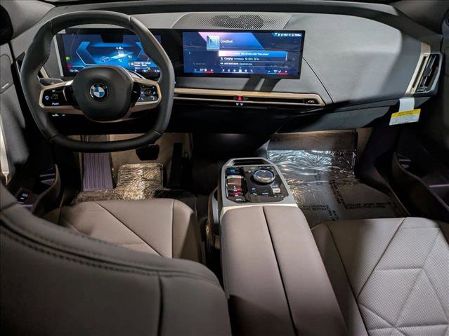 Used 2026 BMW iX xDrive60 image 16