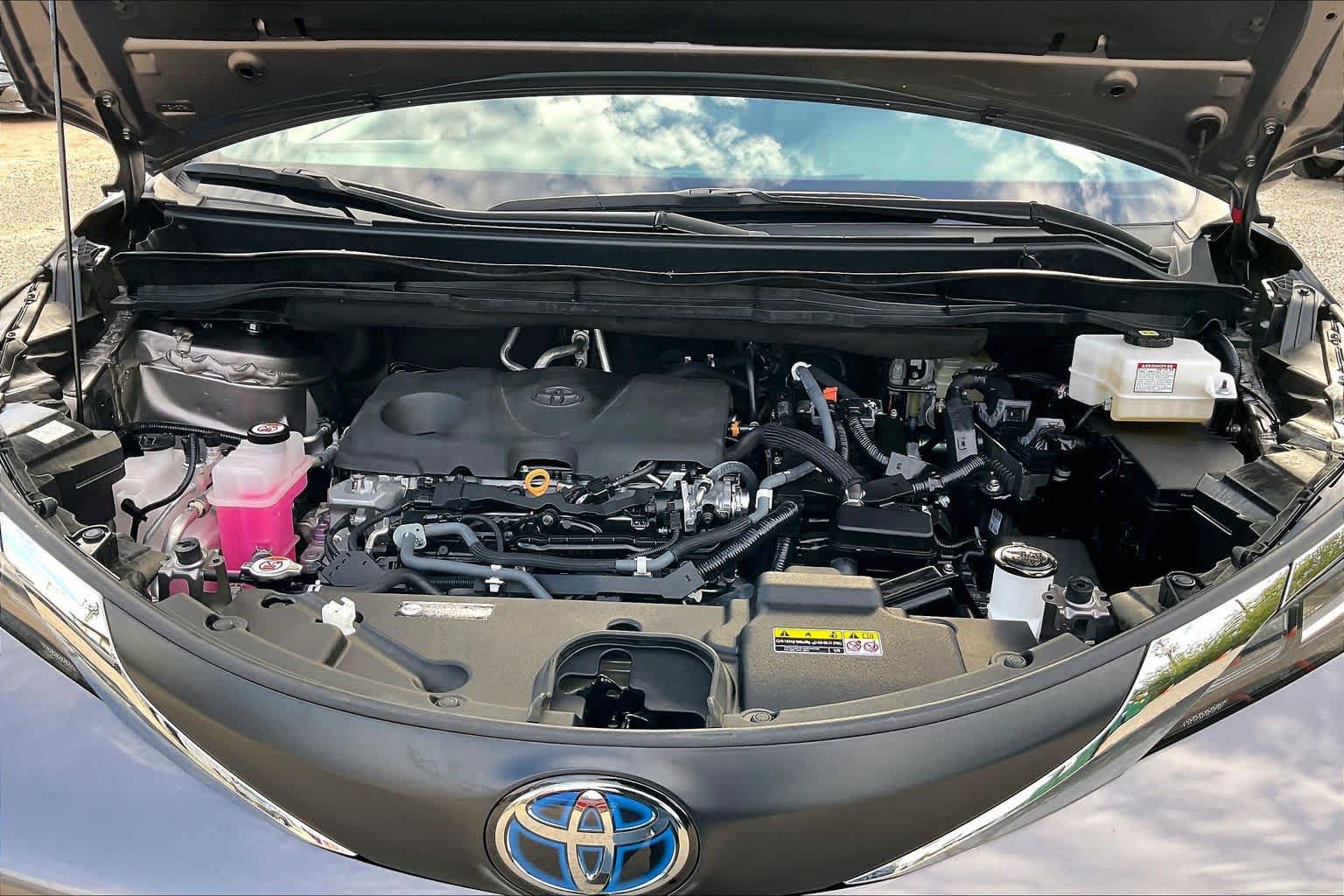 Used 2022 Toyota Sienna XLE FWD image 31