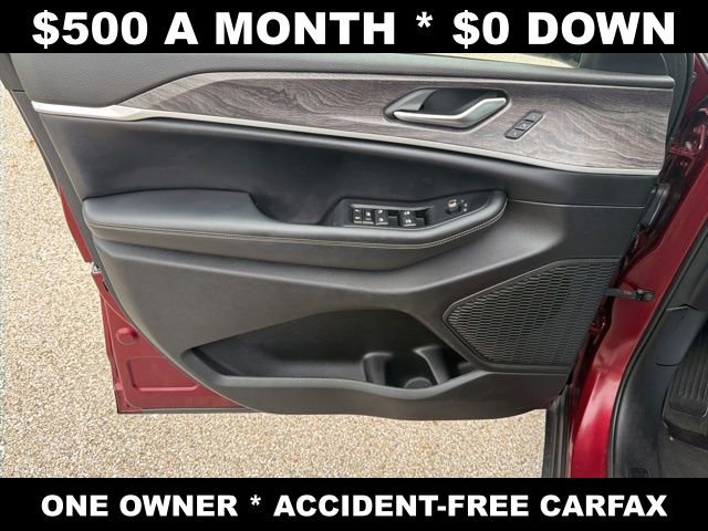 Used 2023 Jeep Grand Cherokee Limited AWD/4WD image 10
