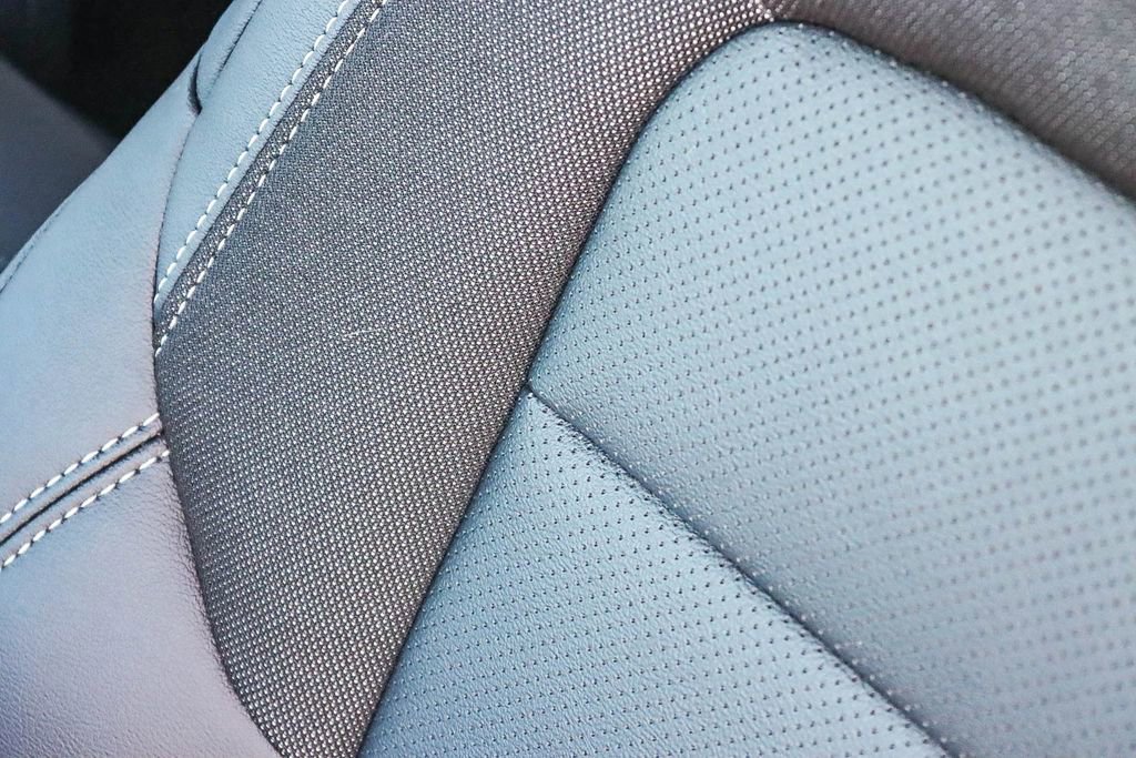 New 2026 Chevrolet Equinox EV LT image 23