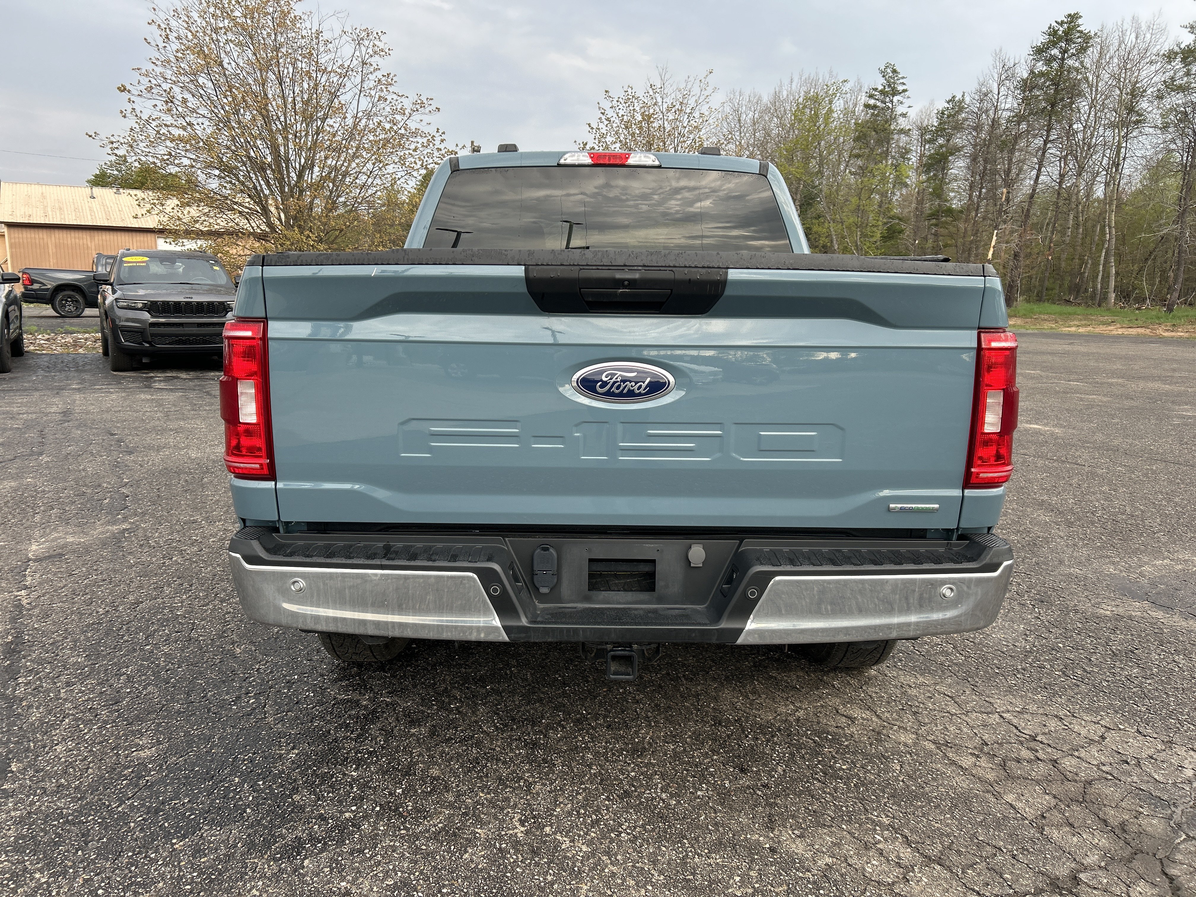 Used 2023 Ford F150 XLT AWD/4WD image 4