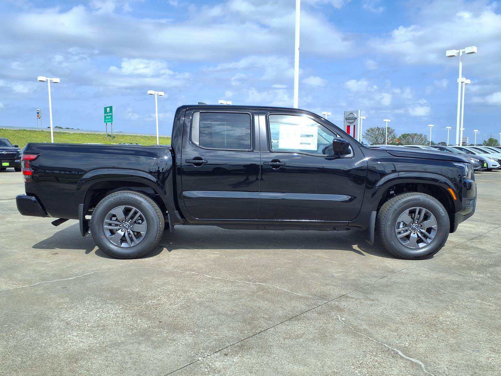 New 2026 Nissan Frontier SV w/ SV Convenience Package RWD image 7