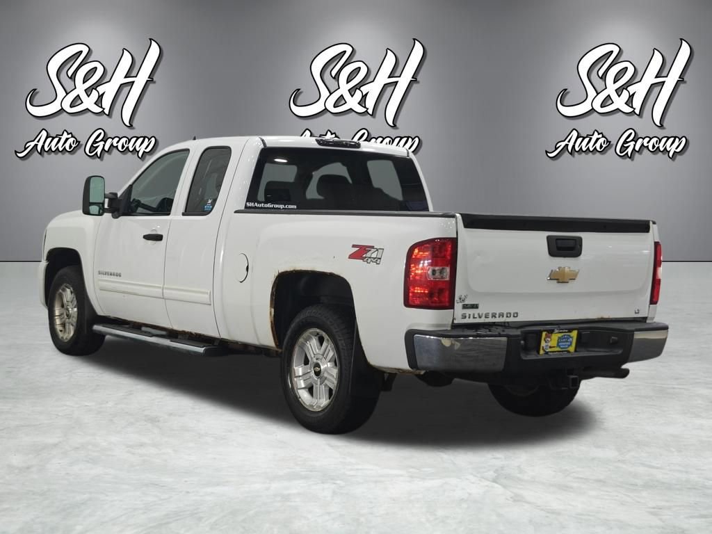 Used 2011 Chevrolet Silverado 1500 LT w/ All-Star Edition AWD/4WD image 17