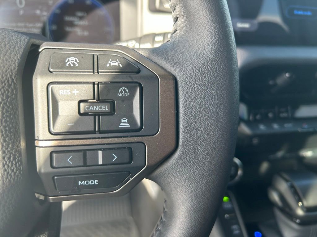 Used 2025 Toyota Land Cruiser image 25