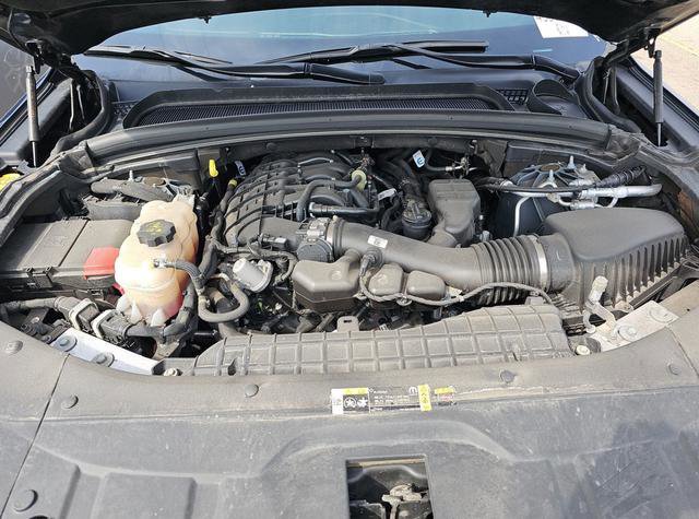 Used 2024 Jeep Grand Cherokee L Limited w/ Luxury Tech Group II image 9