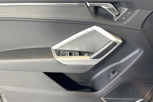 Used 2020 Audi Q3 2.0T Premium Plus AWD/4WD image 17