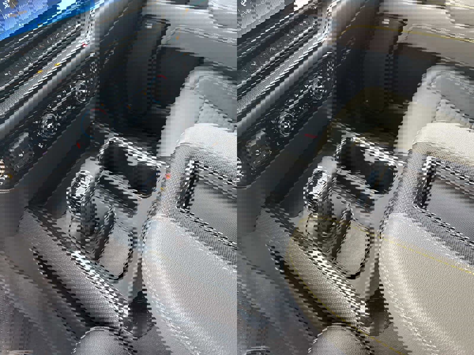 Used 2022 Chevrolet Silverado 1500 ZR2 w/ Technology Package image 21