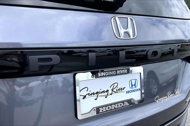 Certified 2023 Honda Pilot Touring image 24