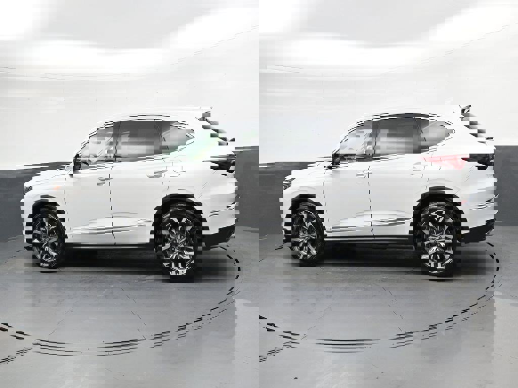 Used 2023 Acura MDX FWD w/ Technology Package image 6